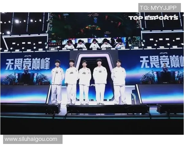 LPL春季赛中Jackeylove的精彩表现与团队协作引发热议