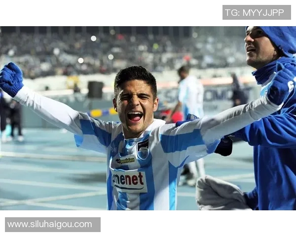 塞维利亚签下意大利国脚因西涅,加强防线实力 塞维利亚签下意大利国脚因西涅,加强防线实力