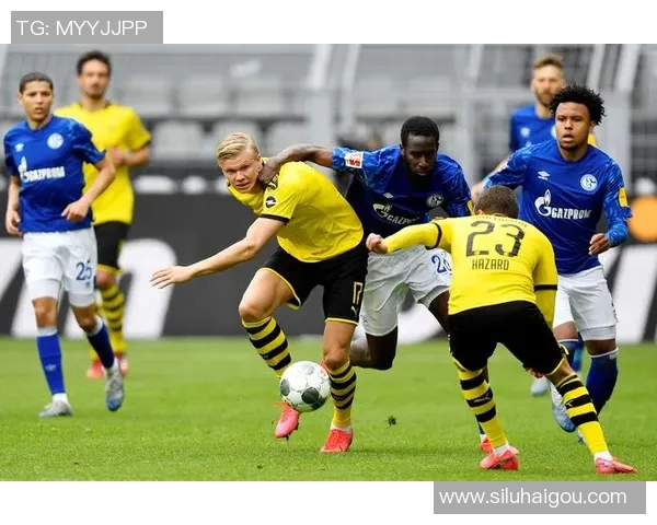 沙尔克04胜多特蒙德,保级前景一线希望再现 沙尔克04胜多特蒙德,保级前景一线希望再现